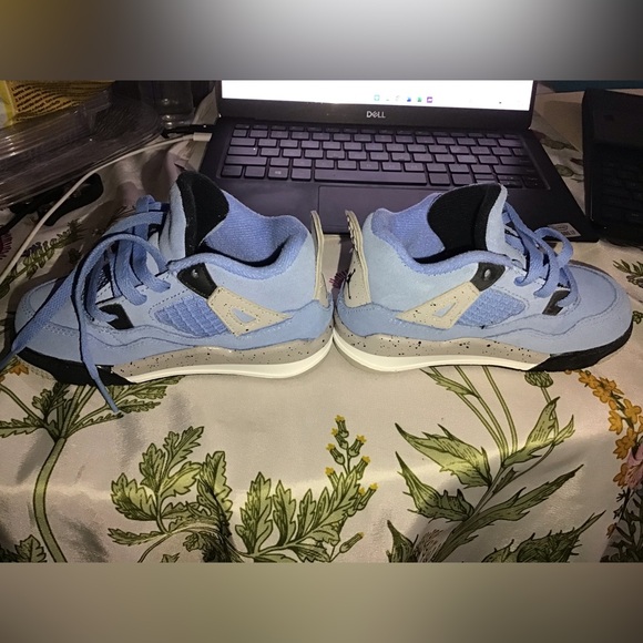 やす様確認ページ NIKE SB DUNK LOW PRO QS COLOR /UNVRED/BLACK PRICE / 17,000yen